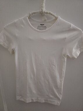 SKIMS Cream Short-Sleeve Stretch Tee